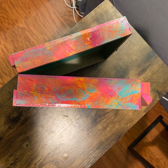 Hand-Painted Frida Kahlo Jewelry Art Box โ A Unique Find from Mexico - Picture 6 of 14